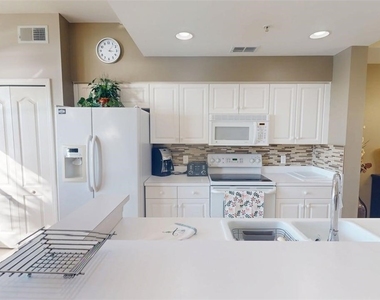 2730 Cypress Trace Circle - Photo Thumbnail 18