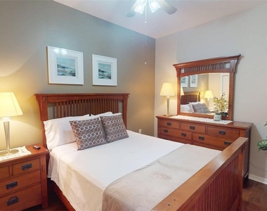2730 Cypress Trace Circle - Photo Thumbnail 24