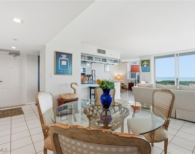 6101 Pelican Bay Boulevard - Photo Thumbnail 9