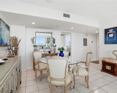 6101 Pelican Bay Boulevard - Photo Thumbnail 10