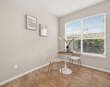 111 S Rocky Point Circle - Photo Thumbnail 19