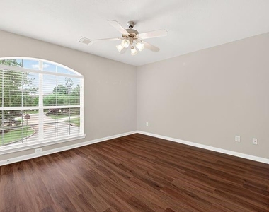 111 S Rocky Point Circle - Photo Thumbnail 31
