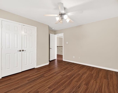 111 S Rocky Point Circle - Photo Thumbnail 29