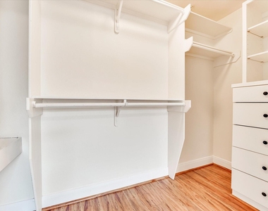 10102 Neuens Road - Photo Thumbnail 15