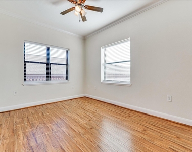 10102 Neuens Road - Photo Thumbnail 9