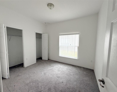 1001 Puget Lane - Photo Thumbnail 11