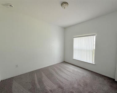 1001 Puget Lane - Photo Thumbnail 8