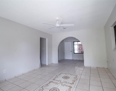15 N Oxalis Drive - Photo Thumbnail 2