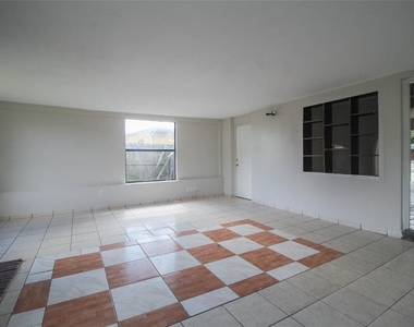 15 N Oxalis Drive - Photo Thumbnail 12