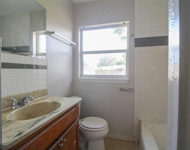 15 N Oxalis Drive - Photo Thumbnail 8
