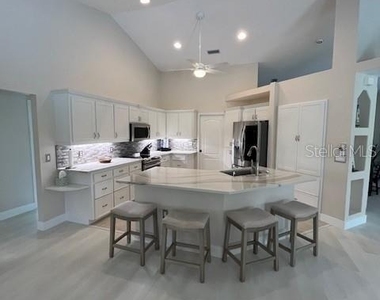521 Pennyroyal Place - Photo Thumbnail 6