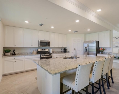18017 Gawthrop Drive - Photo Thumbnail 8