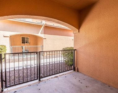 3150 N Yarbrough Drive - Photo Thumbnail 11
