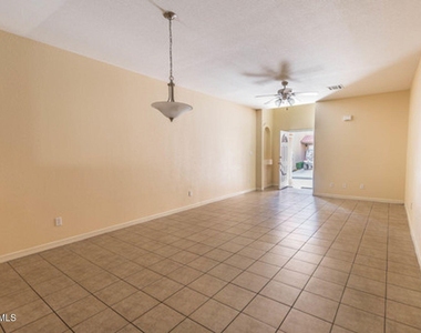 3150 N Yarbrough Drive - Photo Thumbnail 5