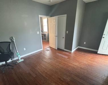 182 Hewitt Street - Photo Thumbnail 4