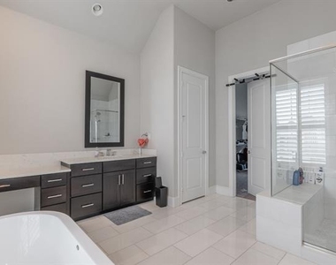 1701 Millsap Lane - Photo Thumbnail 20