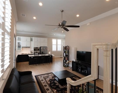 1701 Millsap Lane - Photo Thumbnail 7