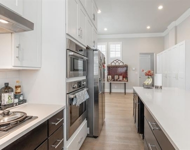 1701 Millsap Lane - Photo Thumbnail 12