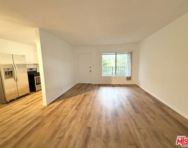 534 Santa Clara Avenue - Photo Thumbnail 11