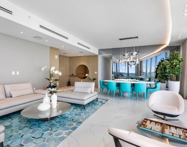 15701 Collins Avenue - Photo Thumbnail 4