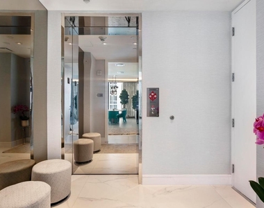 15701 Collins Avenue - Photo Thumbnail 1