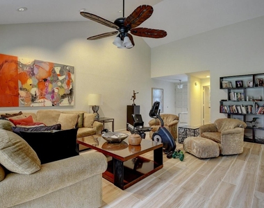 19550 Sawgrass Drive - Photo Thumbnail 7