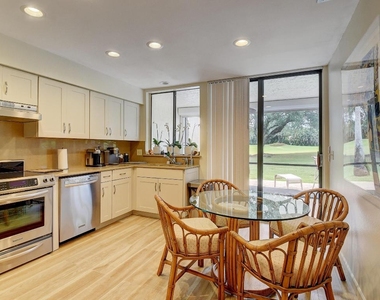 19550 Sawgrass Drive - Photo Thumbnail 8