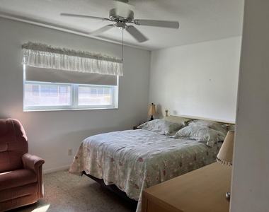 2980 Crosley Drive E - Photo Thumbnail 6