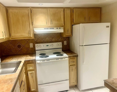 2800 Nw 47th Terrace - Photo Thumbnail 46
