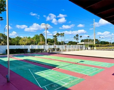 2800 Nw 47th Terrace - Photo Thumbnail 21