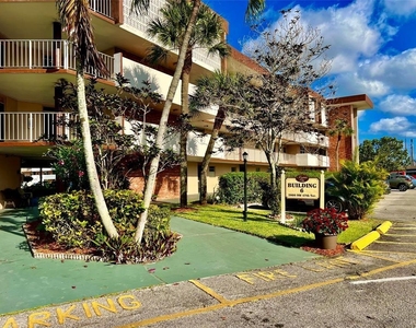 2800 Nw 47th Terrace - Photo Thumbnail 28