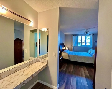 2800 Nw 47th Terrace - Photo Thumbnail 13