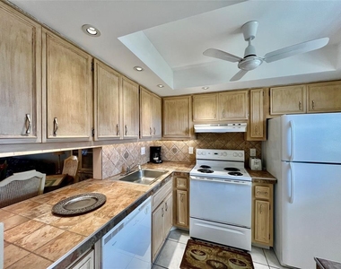 2800 Nw 47th Terrace - Photo Thumbnail 40