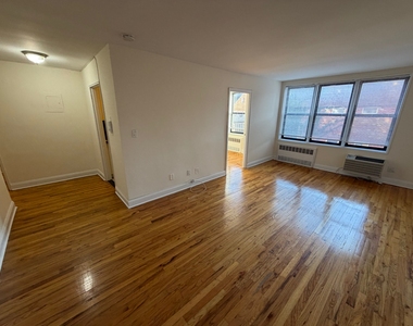 86-15 Ava Place - Photo Thumbnail 11