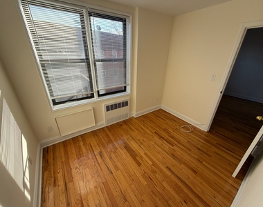 86-15 Ava Place - Photo Thumbnail 16