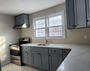 192 Cypress Drive - Photo Thumbnail 8