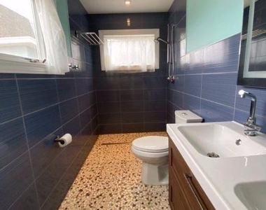 7 Pond Road - Photo Thumbnail 8