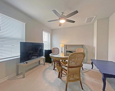 7516 Saginaw Dr - Photo Thumbnail 17