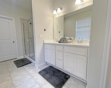 7516 Saginaw Dr - Photo Thumbnail 16