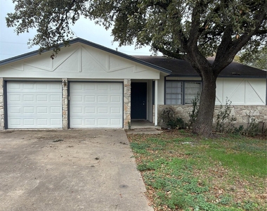5601 Porsche Ln - Photo Thumbnail 20