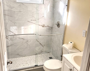 4752 Post Street - Photo Thumbnail 5