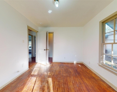3826 Landa Lane - Photo Thumbnail 21