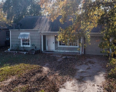 3826 Landa Lane - Photo Thumbnail 35