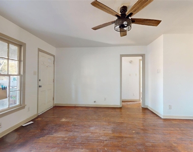 3826 Landa Lane - Photo Thumbnail 5