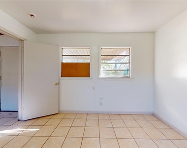3826 Landa Lane - Photo Thumbnail 16