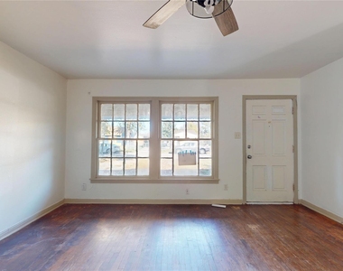3826 Landa Lane - Photo Thumbnail 2