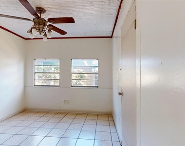 3826 Landa Lane - Photo Thumbnail 9