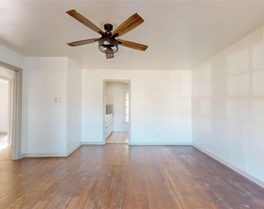 3826 Landa Lane - Photo Thumbnail 4