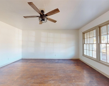 3826 Landa Lane - Photo Thumbnail 6
