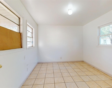 3826 Landa Lane - Photo Thumbnail 13